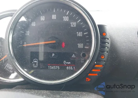 2017 Mini Clubman Cooper z USA, uszkodzony, nr VIN WMWLN5C56H2E32370